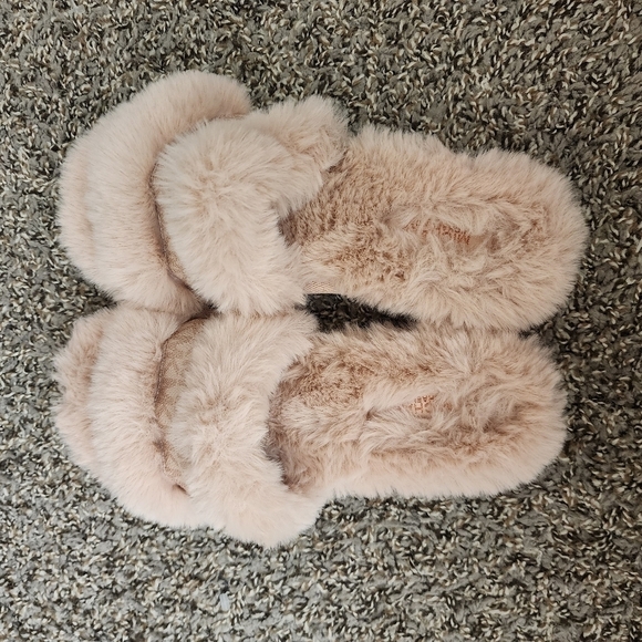 MICHAEL MICHAEL KORS Blush Scarlett Faux Fur Slide Sandal M - Picture 8 of 8